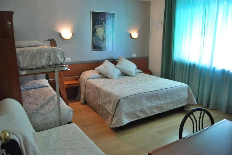 Standard Quadruple room