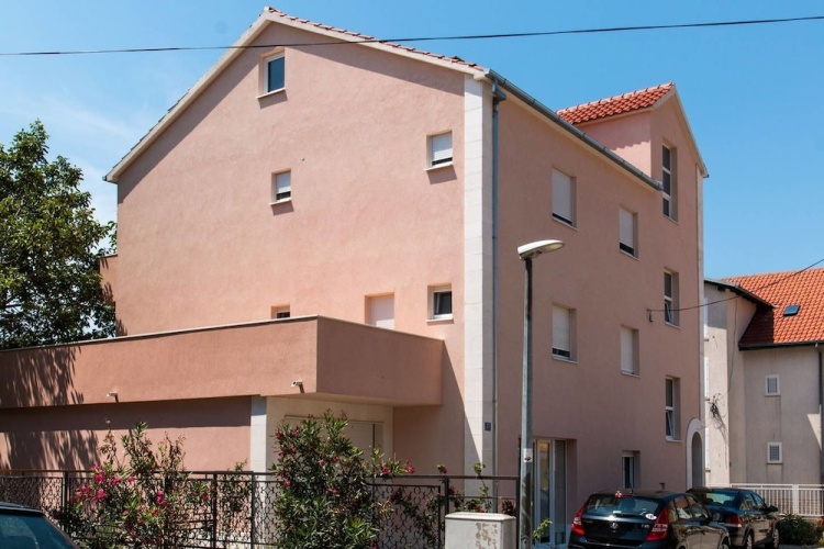 Apartment Gomilica