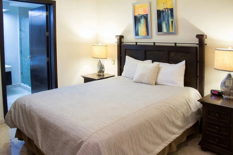 El Faro 102 Reef 2 Bedroom