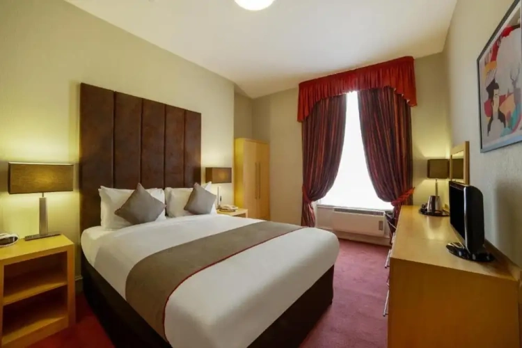 Deluxe Double Suite