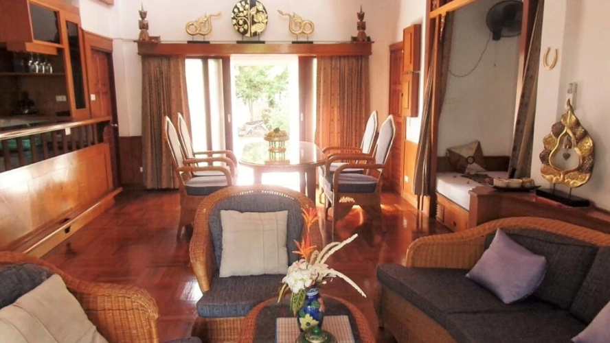 Royal Living Koh Samui - Villa 2 - With Jacuzzi and Service