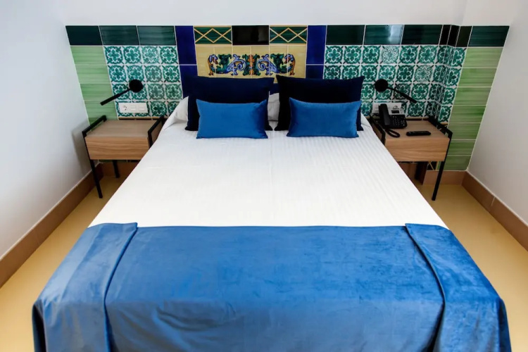 Hotel Triana Montalván