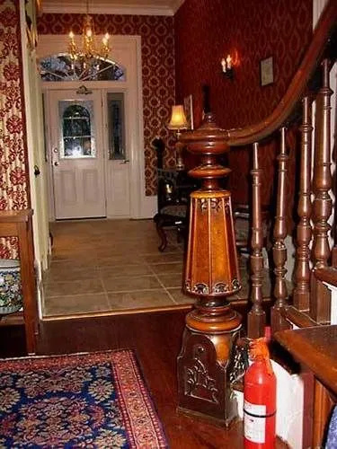Stewart House Inn