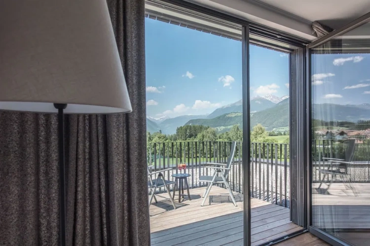 Standard Double room with balcony and with mountain view