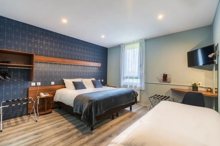 Superior Triple room with garden view