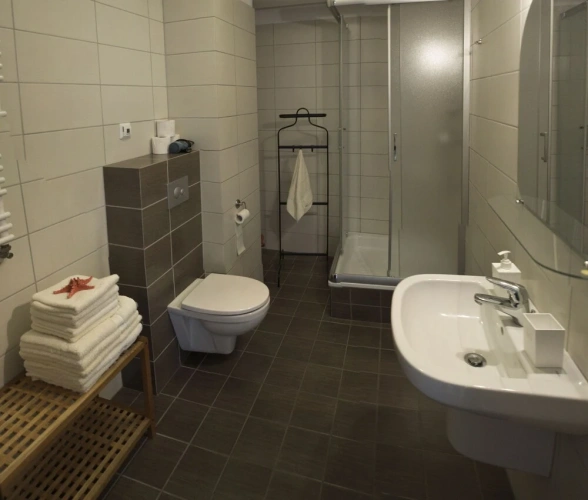 2 Bedrooms Bed in Dorm with balcony