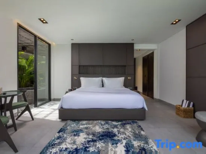 2 Bedrooms Lagoon Villa