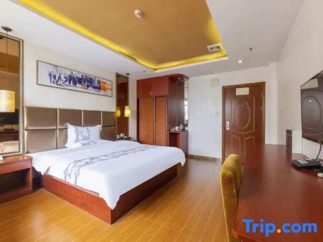 Standard Double room with river view