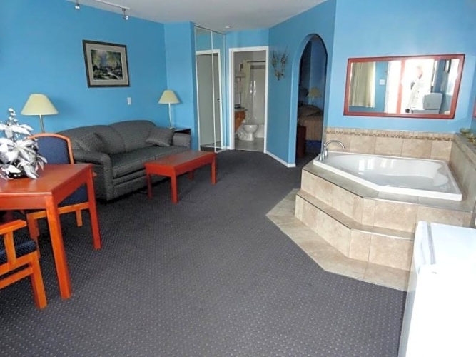 Deluxe Double Suite