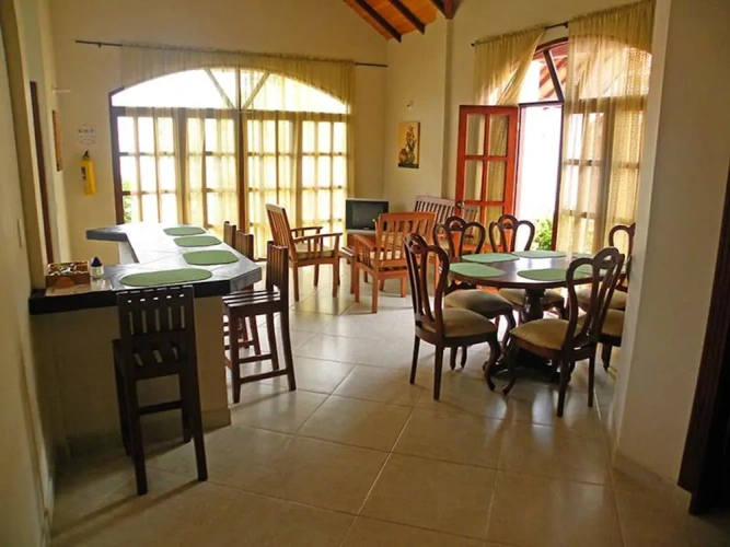 2 Bedrooms Cottage