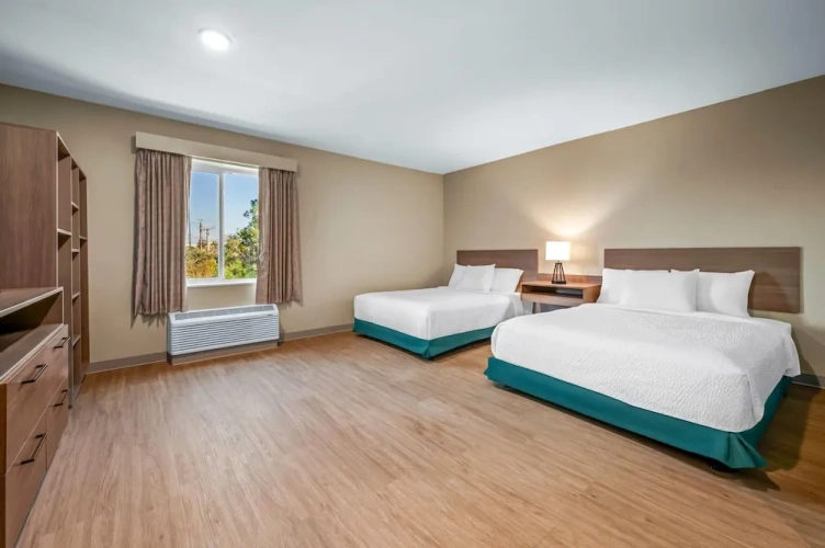 Quadruple Suite