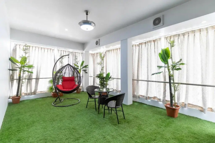 Silver Leaf By OYO Rooms