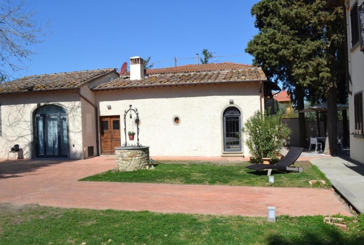 3 Bedrooms Cottage
