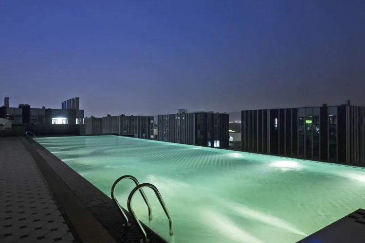 Lucid Xixi Hotel