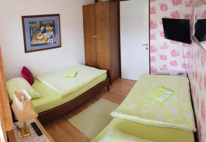 Standard Twin room with balcony