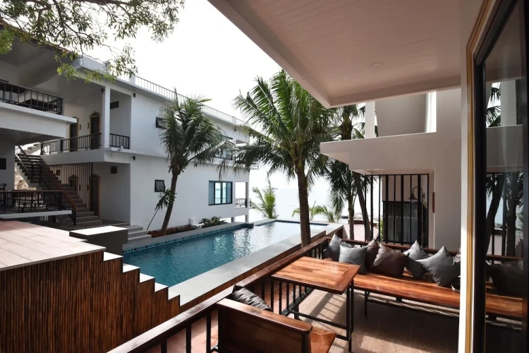 Superior Double room with balcony and with view