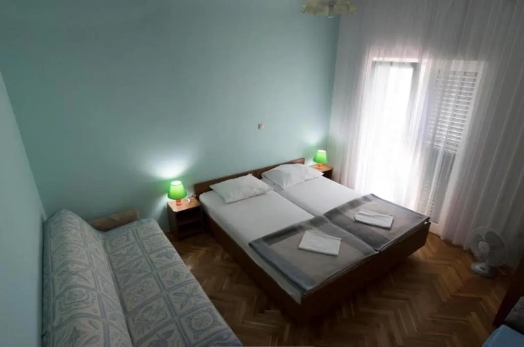 Standard Triple room with balcony