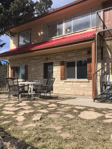 Cloud Mountain Inn