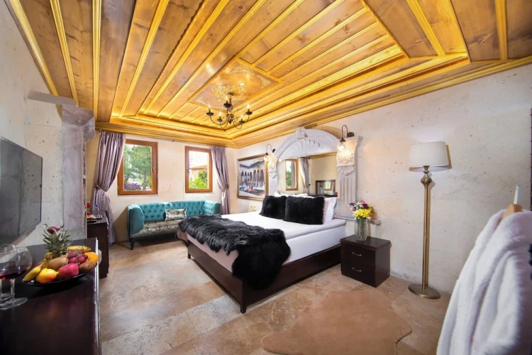 Assos room
