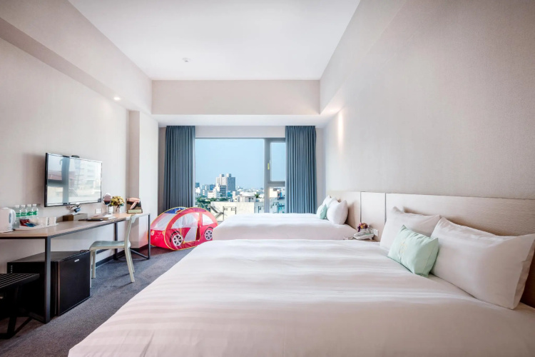 Liyaou Hotel