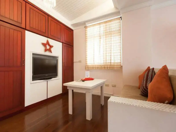 Flower Guest House