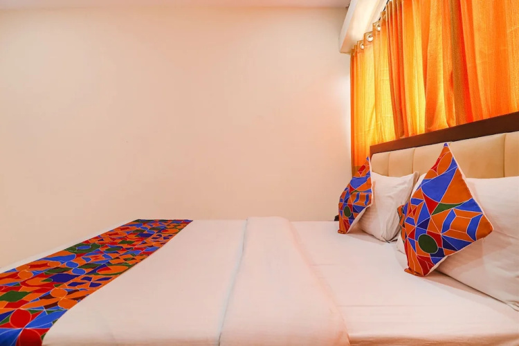 Fabhotel Lotus Park