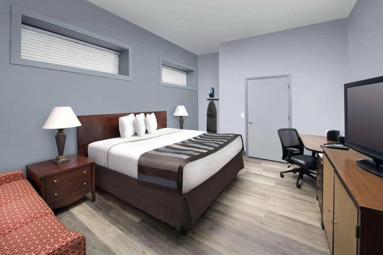 Ivy City Hotel