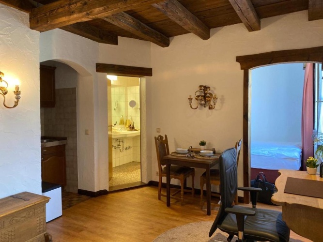 1 Bedroom Apartment