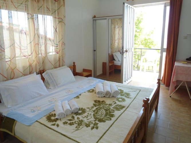 2 Bedrooms Apartment with sea view