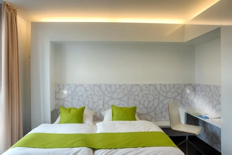 Suite with balcony and with view