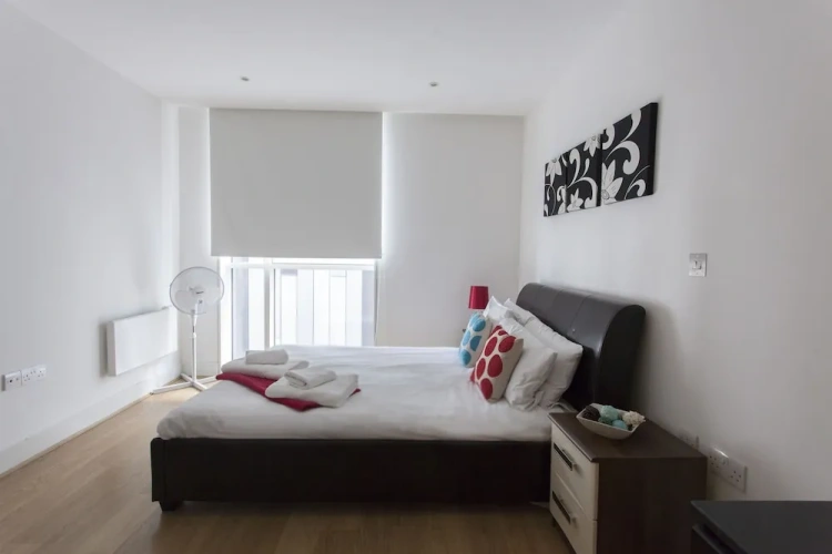 1 Bedroom Apartment with city view