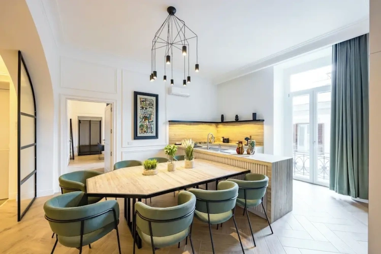 3 Bedrooms Apartment with balcony