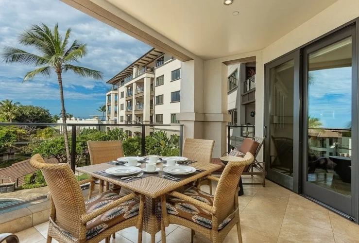 2 Bedrooms Villa
