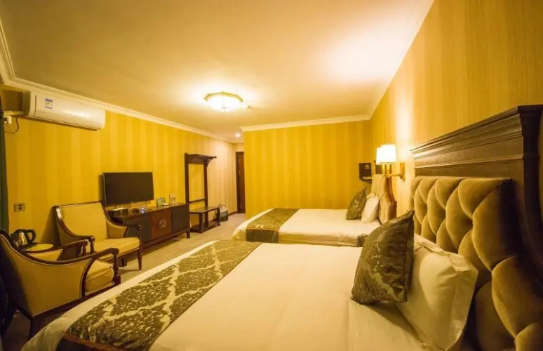 Prestige Suite