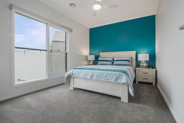 3 Bedrooms Apartment