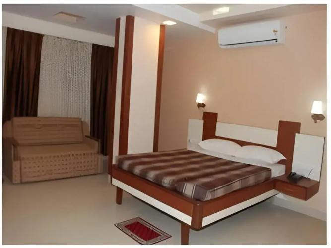 Nayak Beach Resort