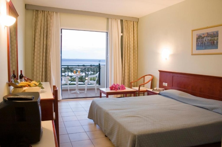 Standard Family room with sea view