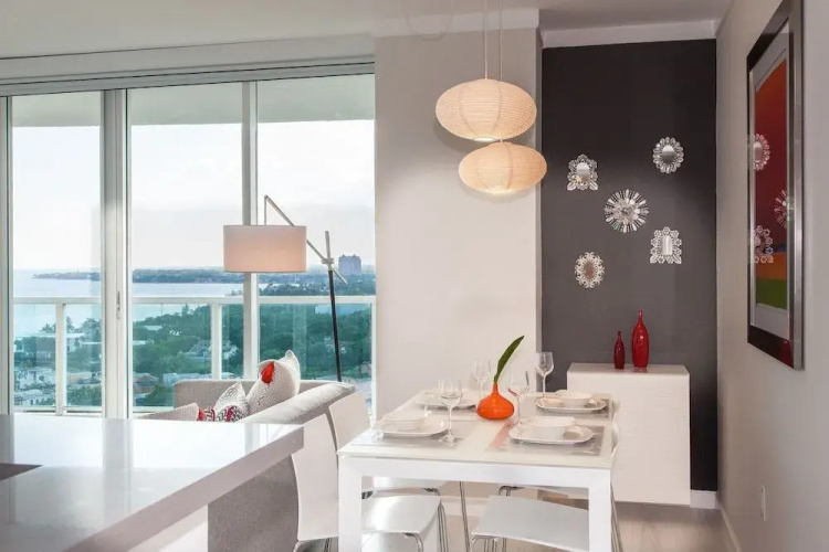 Miami Vacation Rentals - Coconut Grove