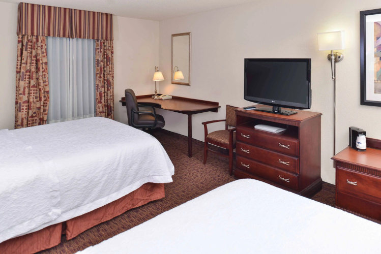 Hampton Inn & Suites Muncie