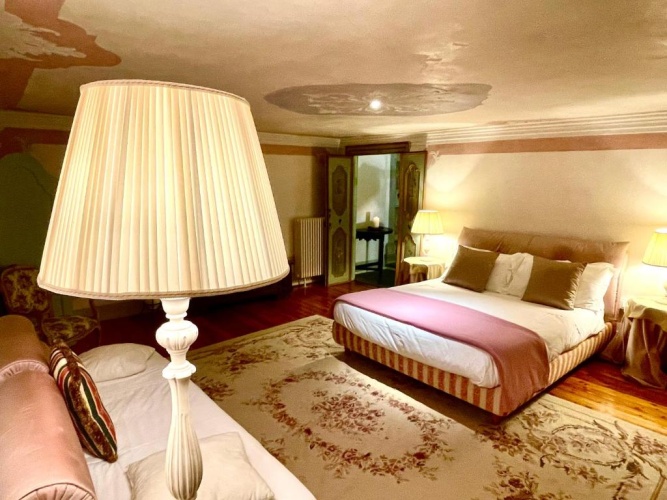 Standard Double room with view