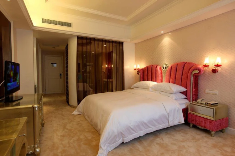 Ziyu Hotel