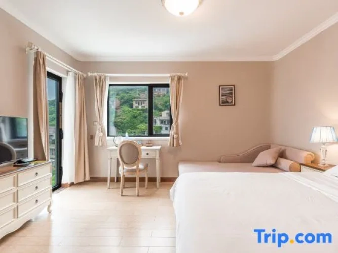 Standard Twin room with sea view