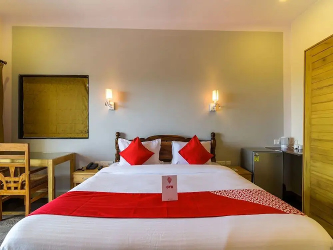 Aarya Boulevard by OYO Rooms