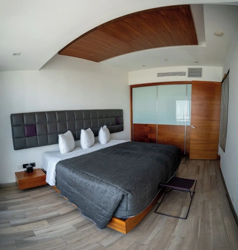 Deluxe Quadruple room with balcony