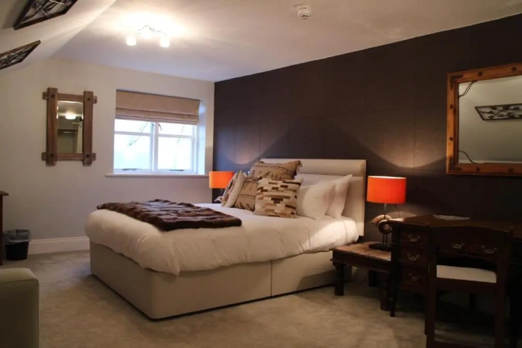 Superior Family room