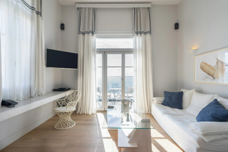Dexamenes Seaside Hotel