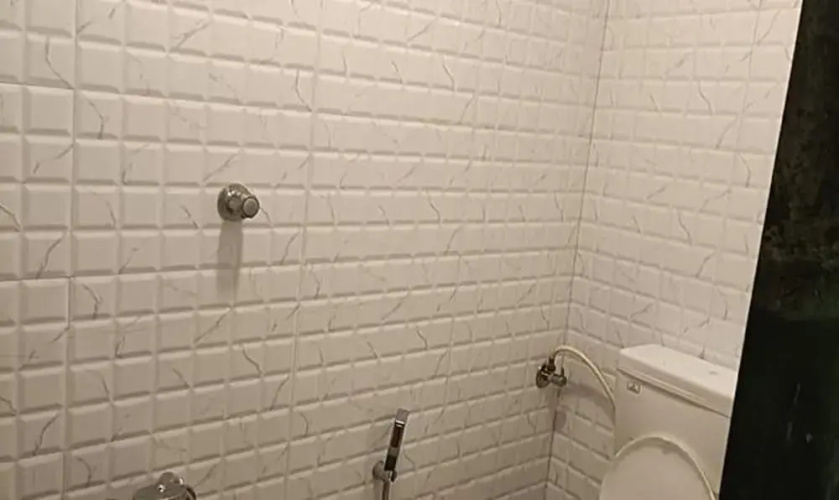 Fabhotel Platinum Inn