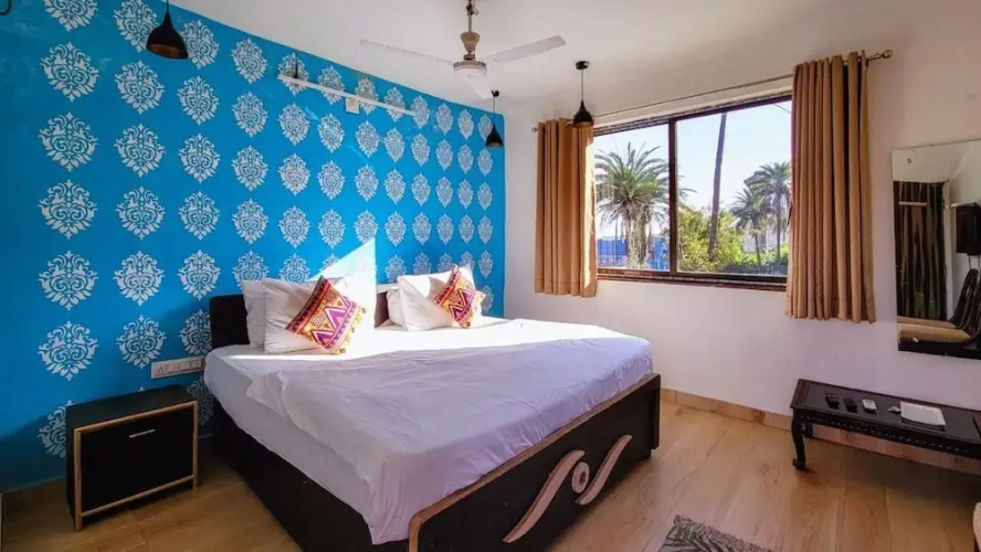 Rudraksh Inn