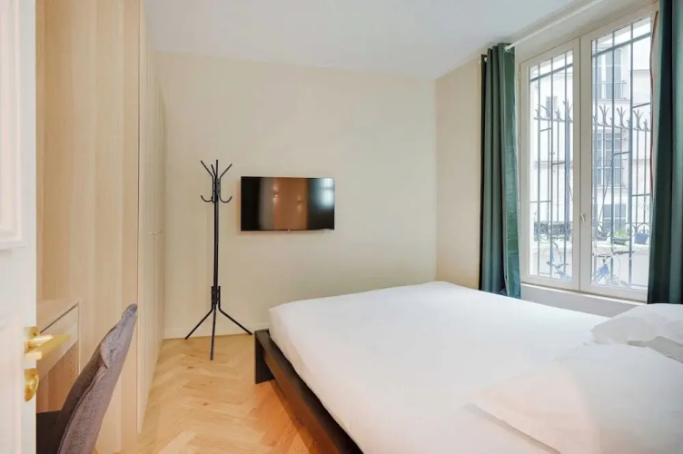 Spacious Apartment - 3br-8p - Ternes