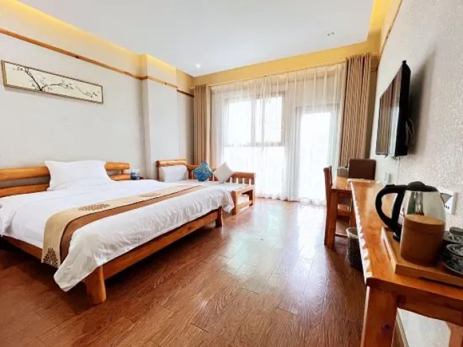 Yicheng Hotel (Langzhong Ancient City Zhuangyuan Branch)